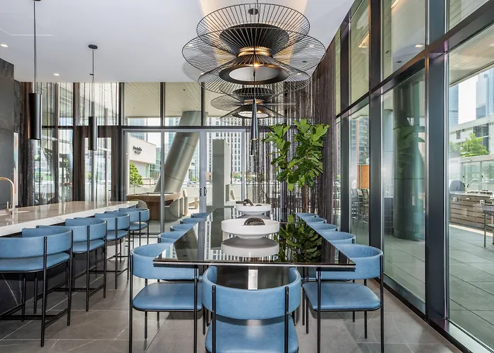 Level - Fulton Market Hotel
