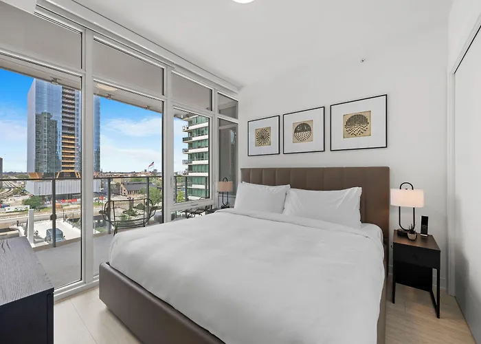 Hotel Level - Fulton Market Chicago